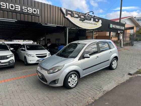 FORD FIESTA 1.0 MPI HATCH 8V FLEX 4P MANUAL FORD FIESTA 1.0 MPI HATCH 8V FLEX 4P MANUAL